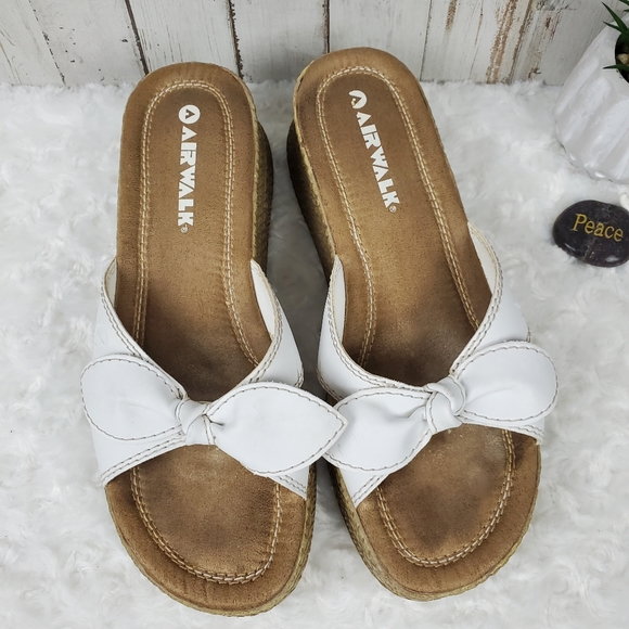 Airwalk Bow Wedge Sandals White Size 10 - Picture 11 of 11